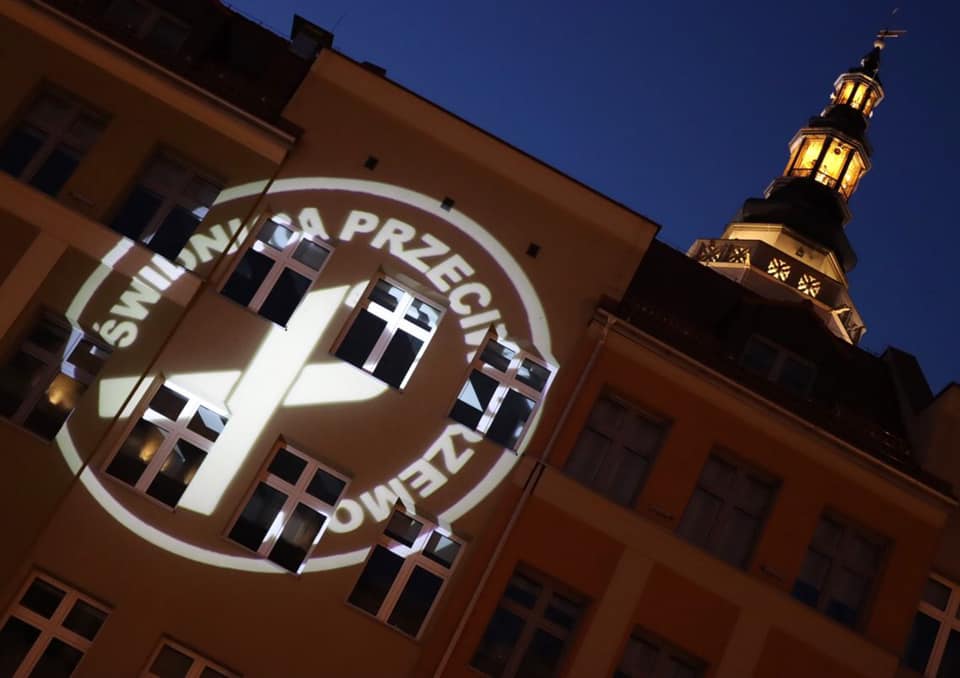 Świdnica przeciwko przemocy. Niebieska Karta. Wykład w MOPS